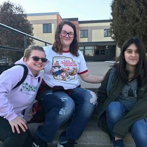 Meet your Posher, Courtney